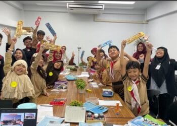 Dosen PGSD UMM Terapkan Media Cerita Bergambar di Sekolah Indonesia Bangkok