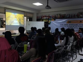 Mengungkap Sisi Kelam Adopsi Korea Selatan: Lab HI UMM Bedah Film Dokumenter "South Korea's Adoption Reckoning"