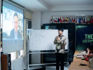 Prof. Changzoo Song Kupas Multikulturalisme Korea–Jepang di HI UMM: Antara Tradisi Homogen dan Tuntutan Demografi